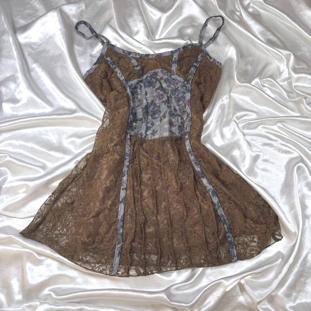 y2k Cami Top Brown Excellent Lace Plaid Floral Mixed Media Camisole